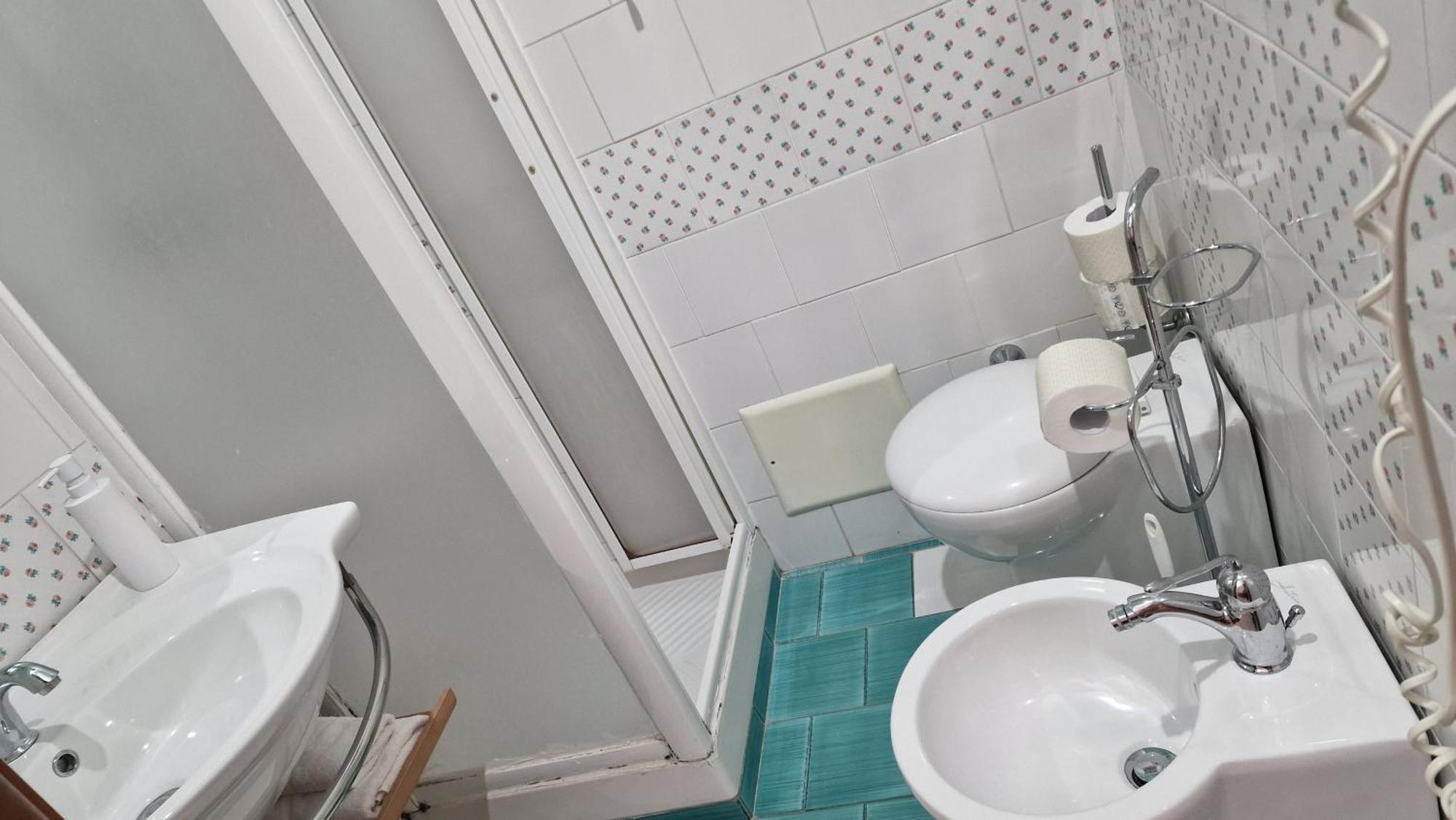 Vittoria Guest House Battipaglia Exterior photo
